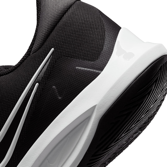 NIKE PRECISION 6