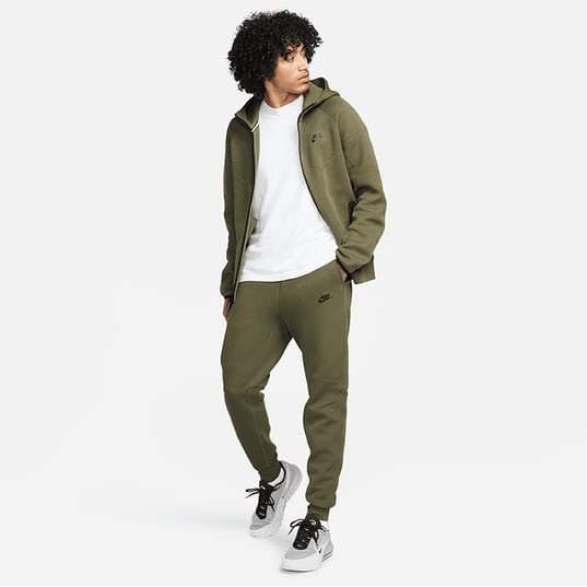 Koop Nike Tech Fleece Sweatpants voor EUR 109.95 op KICKZ