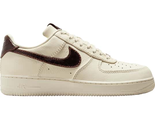 Product gallery, 1 of 11, Nike Air Force 1 '07 sail brown Beige C001