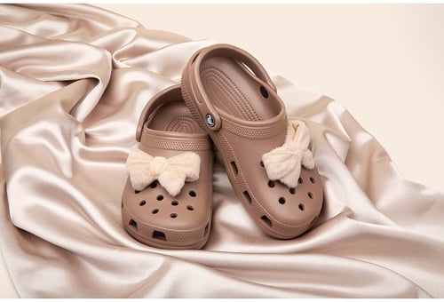 Crocs Classic Clog Marrón — foto 7