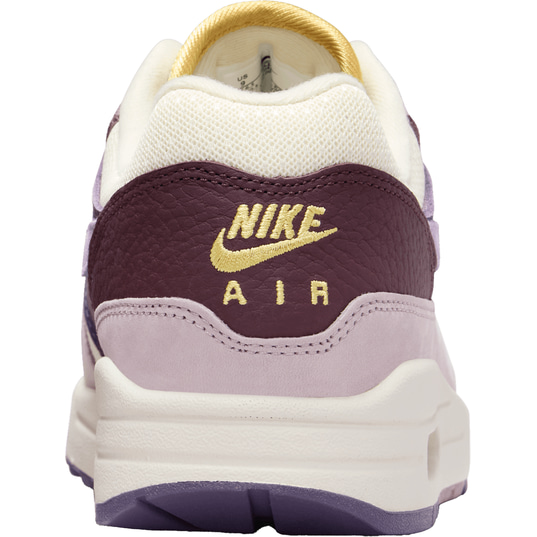 Nike air max 1 ladies trainers discount