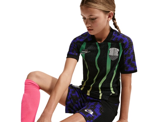Produktgalerie, 1 of 3, Nike x LEGO Aerofit T-Shirt Kids Blau F458