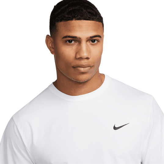 White dri fit nike shirt 2025