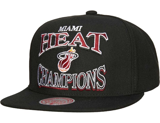 Mitchell and Ness NBA Miami Heat ChampionsSnapback Cap Black - 16