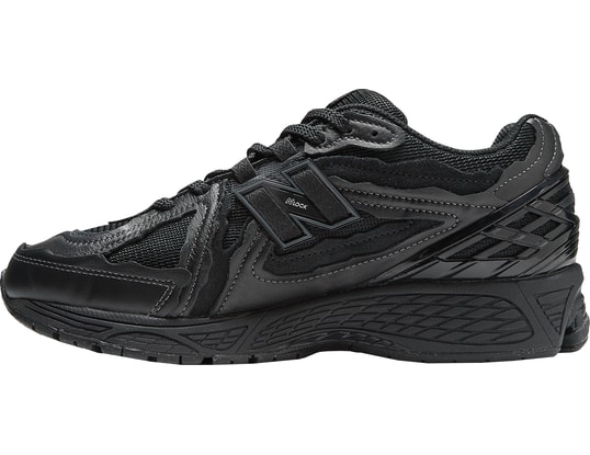 mi　New Balance 1906RK Black NEW BALANCE 1906 M1906RCW Vyrams - spalva Juoda - JD Sports
