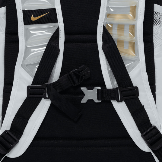 Black and white nike elite backpack outlet