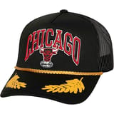 Mitchell and Ness NBA Chicago Bulls Leaf Snapback Trucker Gorra Negro