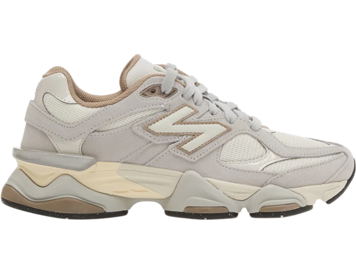 New Balance 9060 Women's Sneakers - Beige - Size 6 - Leather