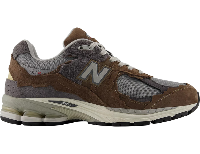 Image of New Balance 2002 Brown  40