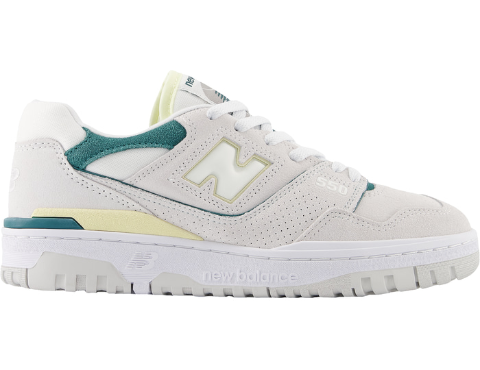 New Balance 550 damessneaker beige, wit en grijs