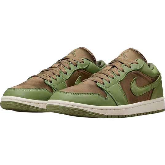 Acquista WMNS AIR JORDAN 1 LOW SE per N A 0.0 su KICKZ