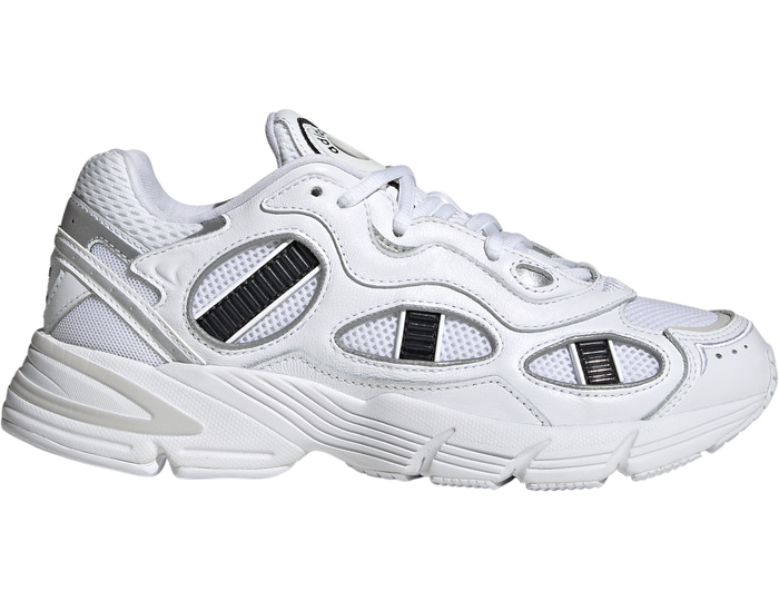 Adidas Astir damessneaker wit