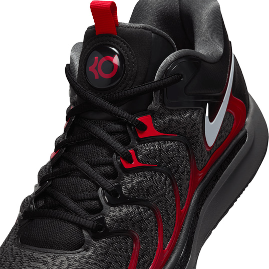Nike men's air max invigor sneakers best sale