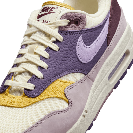 Nike air max 1 women on sale