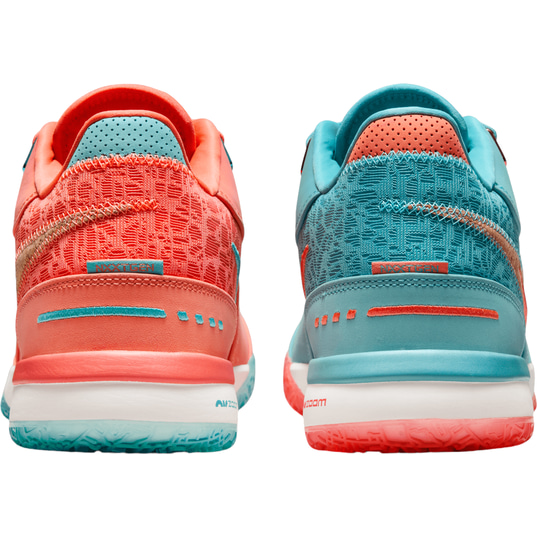 Nike pantheos rouge on sale