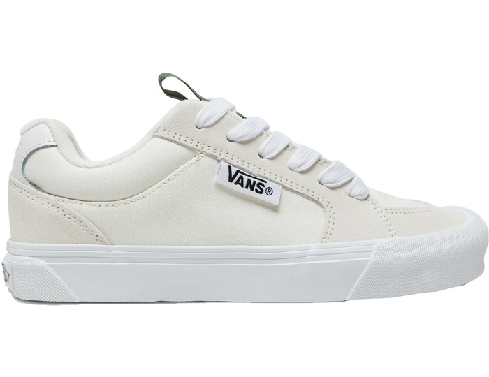 Vans Chukka Sneaker