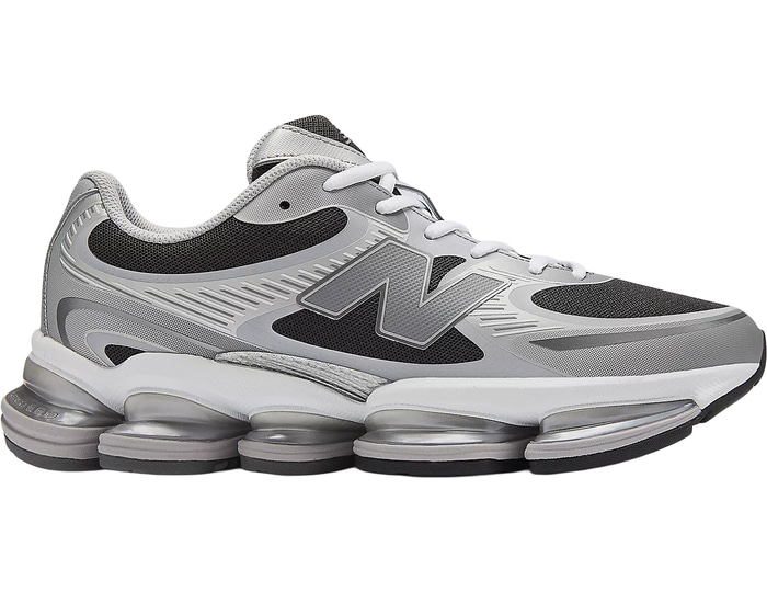 New Balance 2000 Silver