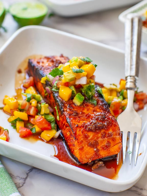 Salmon with mango salsa