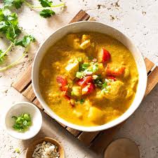 Yellow chicken pineapple basil curry