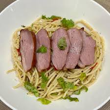 Duck breast Garlic noodle