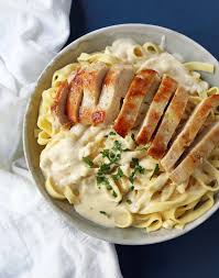Fettuccine chicken Alfredo