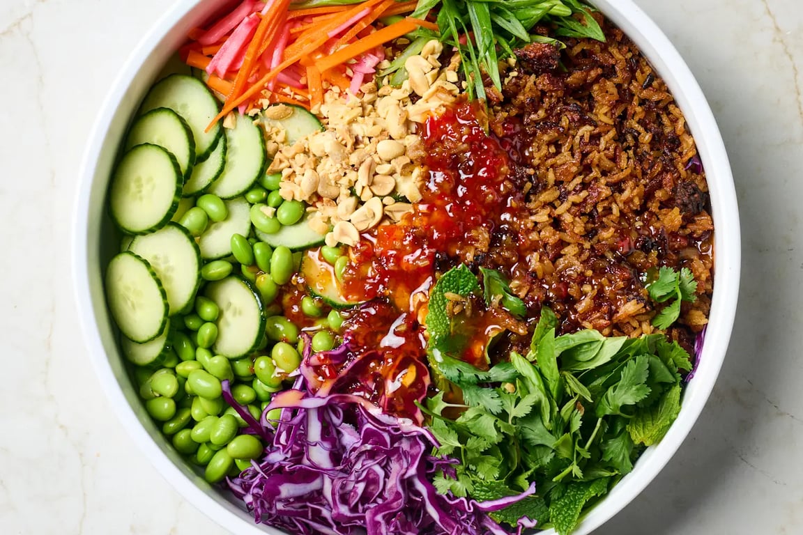 Crispy rice salad bowls