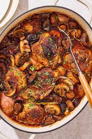 Chicken thighs w/mushrooms, onion and wine