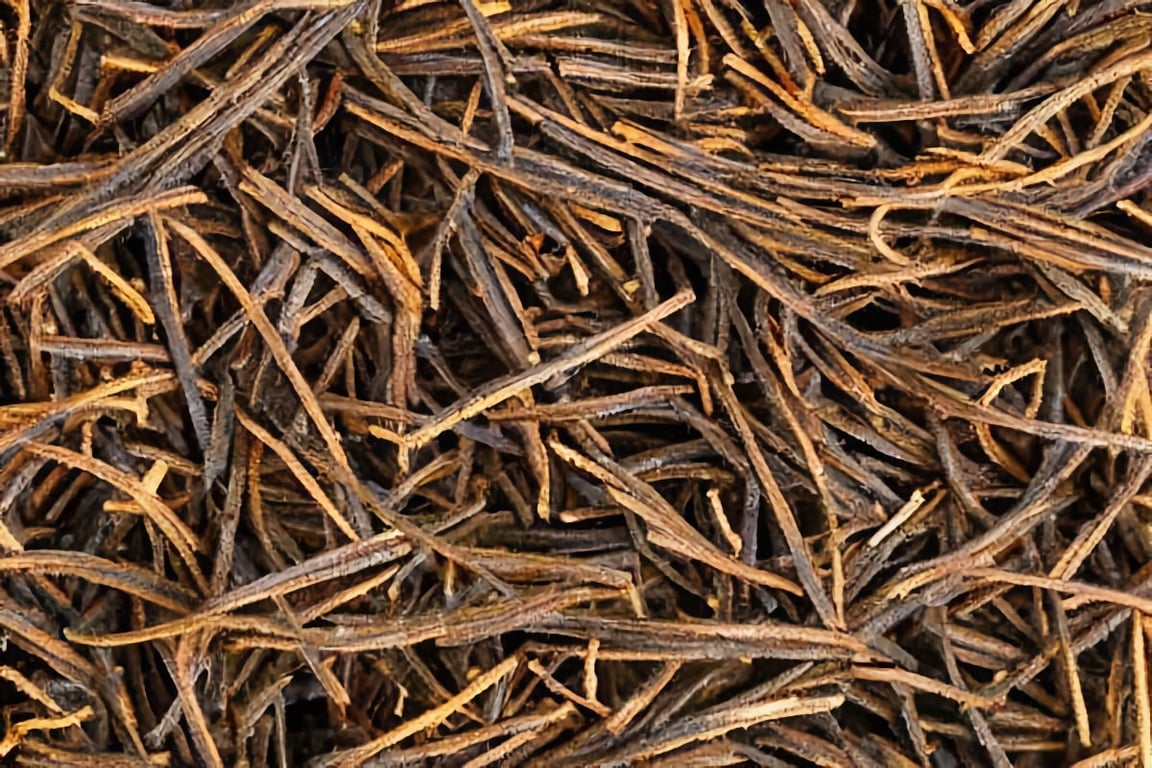 garden pine needle mulch