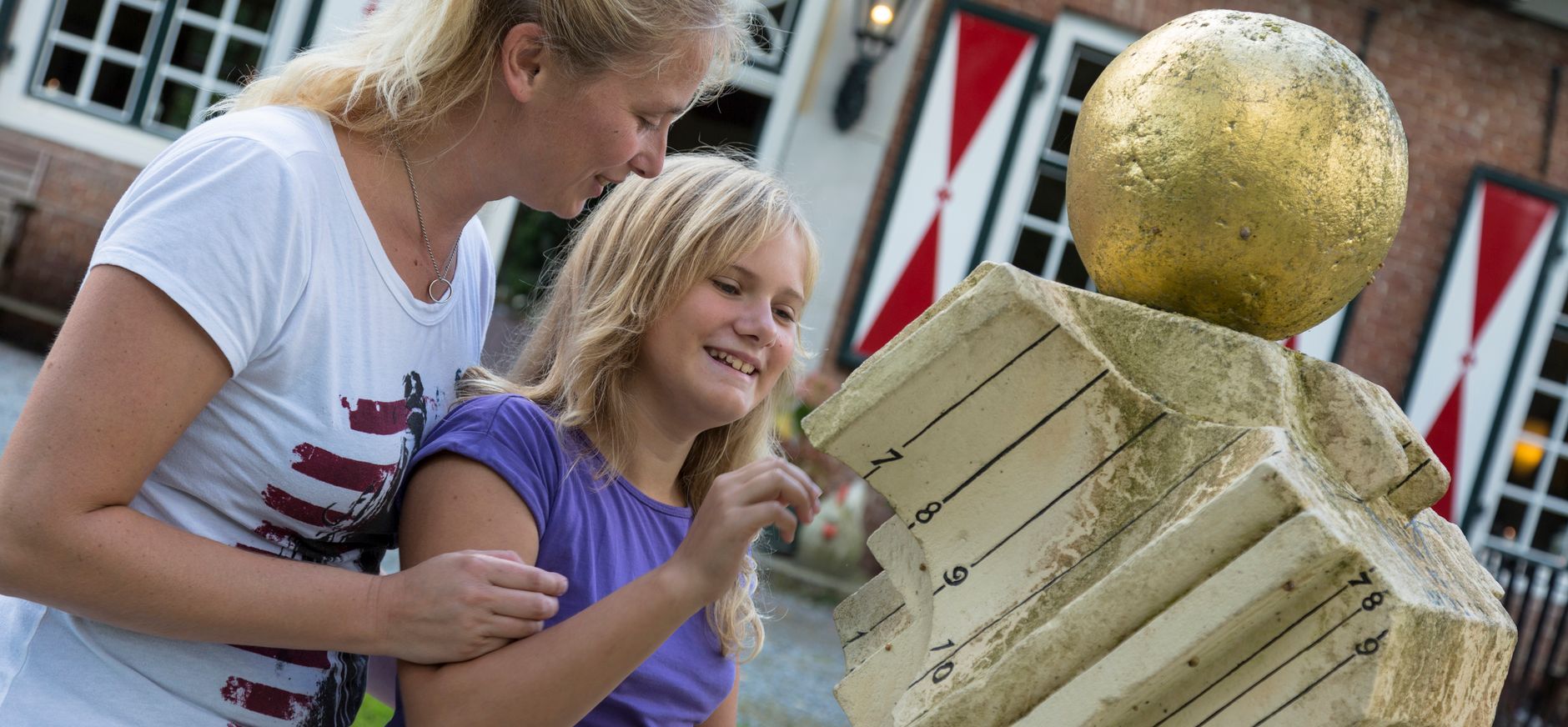 Zonnewijzer landgoed De Slotplaats