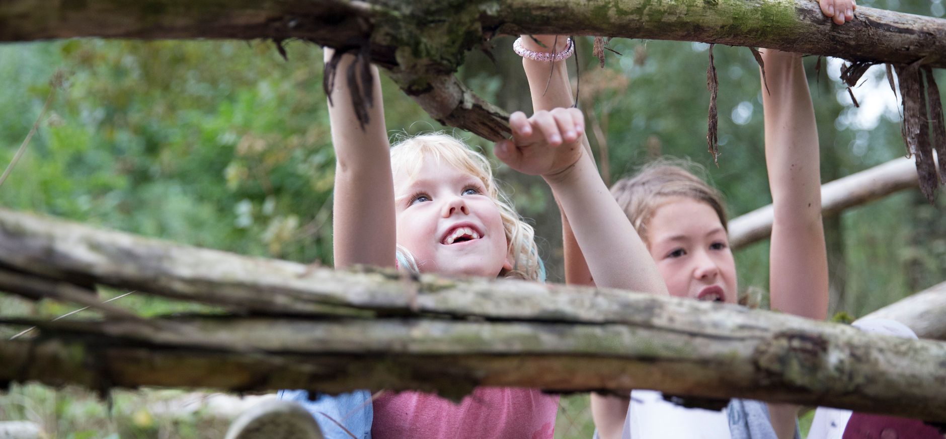 klimmen en klauteren tussen de takken