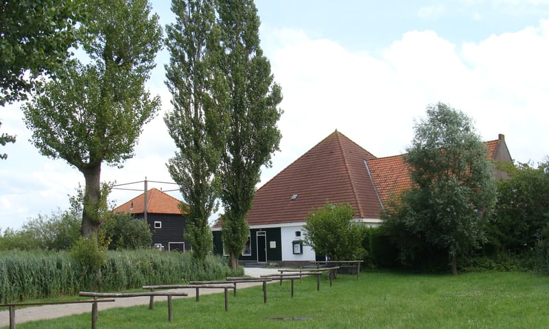 Bezoekerscentrum De Poelboerderij