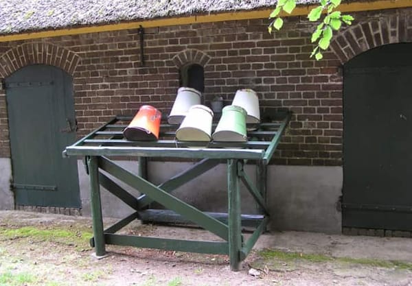 Museumboerderij Mariahoeve emmers