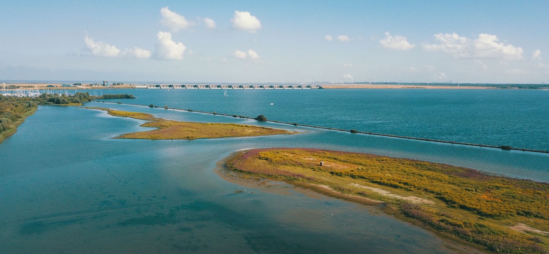 Haringvlietdam vanaf Scheelhoek