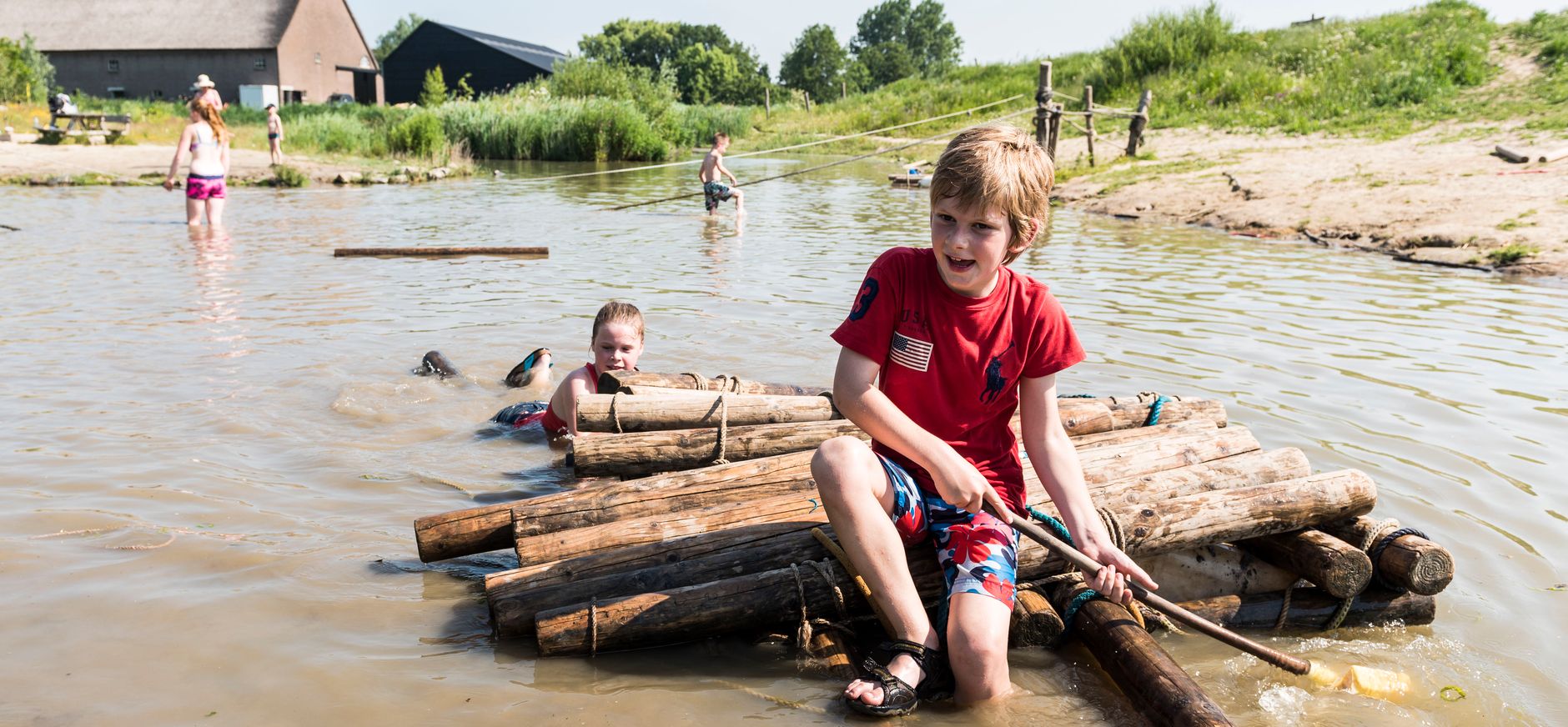 Water, modder en veiligheid in Speelnatuur op Tiengemeten