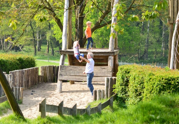 Tokkelbaan op speeltuin Lappendeken
