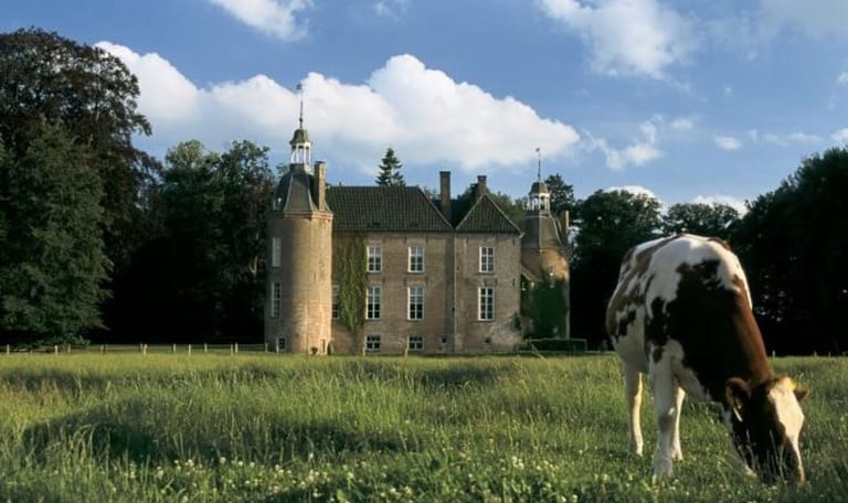 Kasteelwei achter kasteel Hackfort