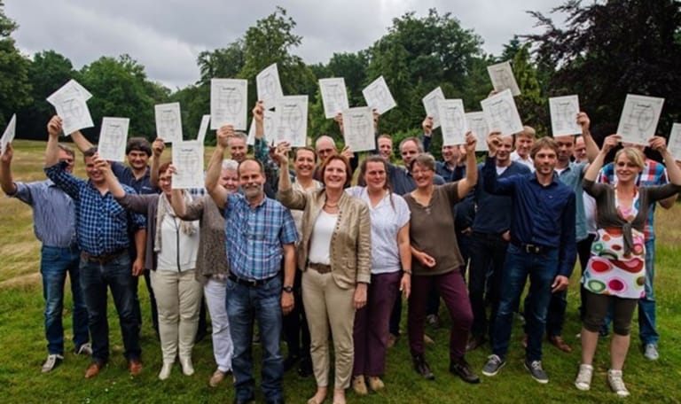 Boeren en boswachters die samen in de schoolbanken hebben gezeten.