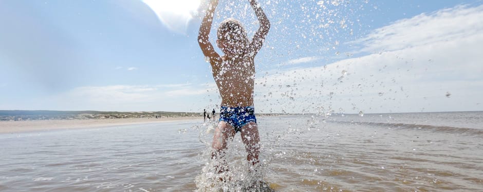 Spelen bij het water