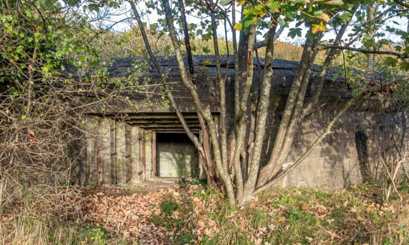 Duinen vertellen oorlogsverhalen de landverdediging