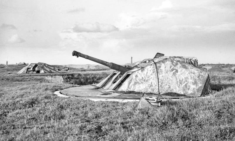 Duinen vertellen oorlogsverhalen de luchtoorlog