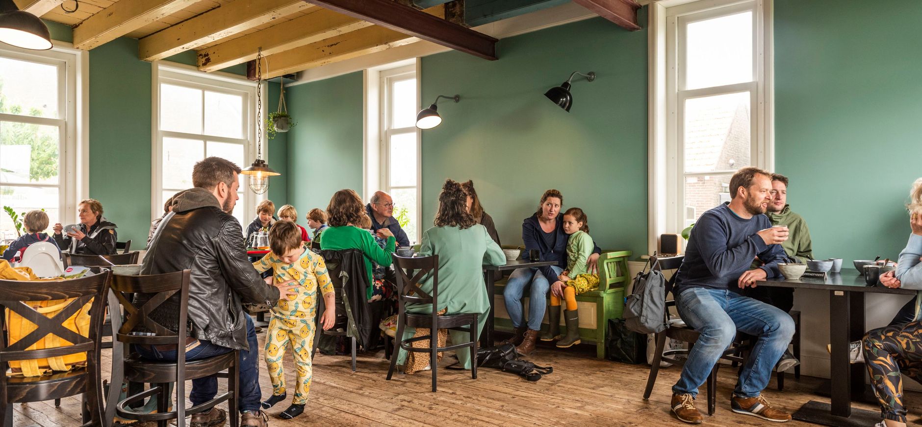 Gasterij Gezusters binnenkant