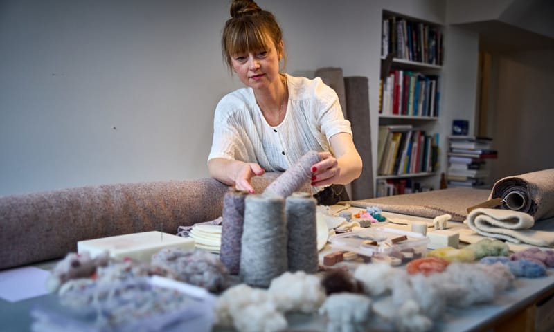 Christien Meindertsma experimenteert met schapenwol