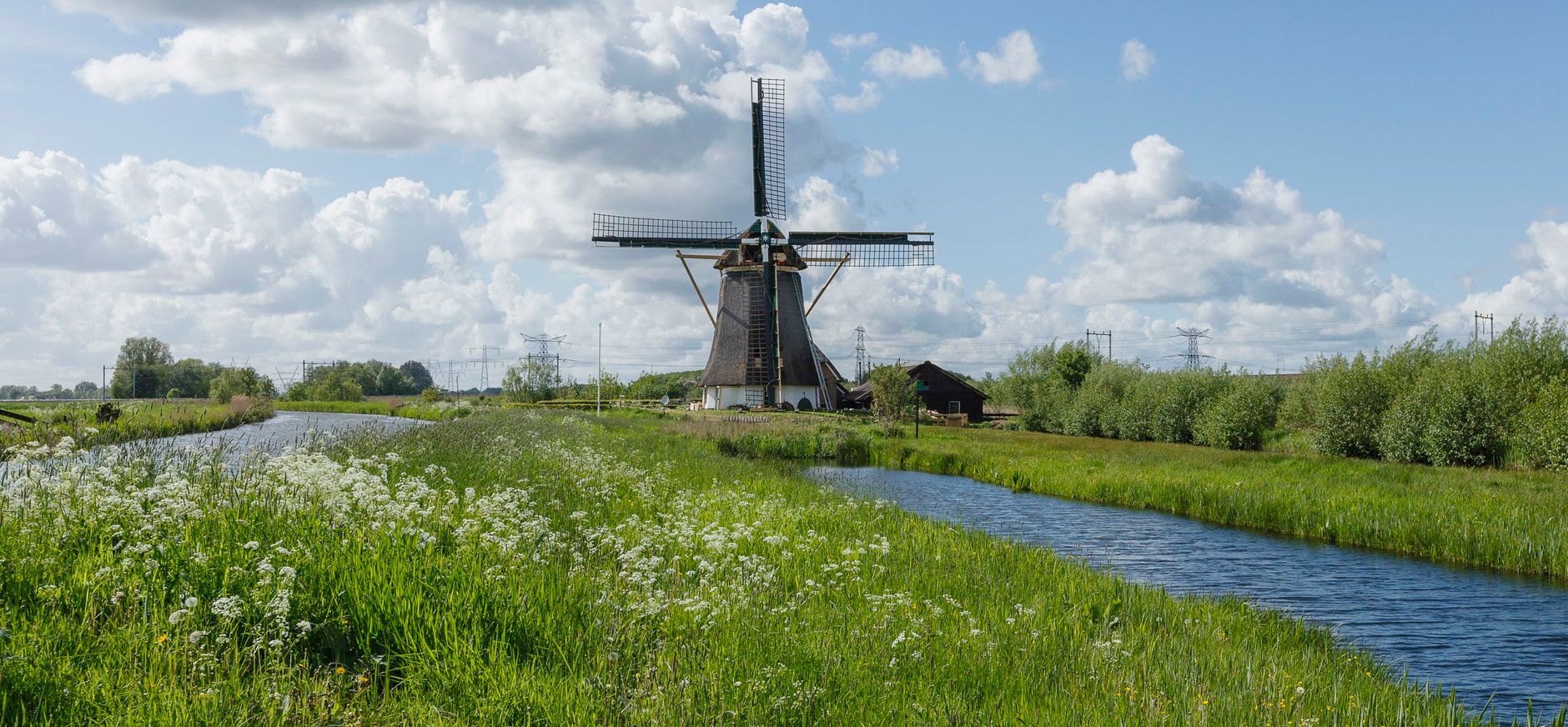 Molen de Onrust bij het Naardermeer