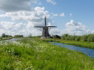 Molen de Onrust bij het Naardermeer