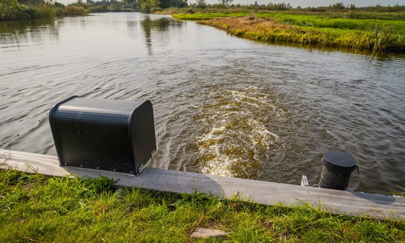 Het gemaal pompt