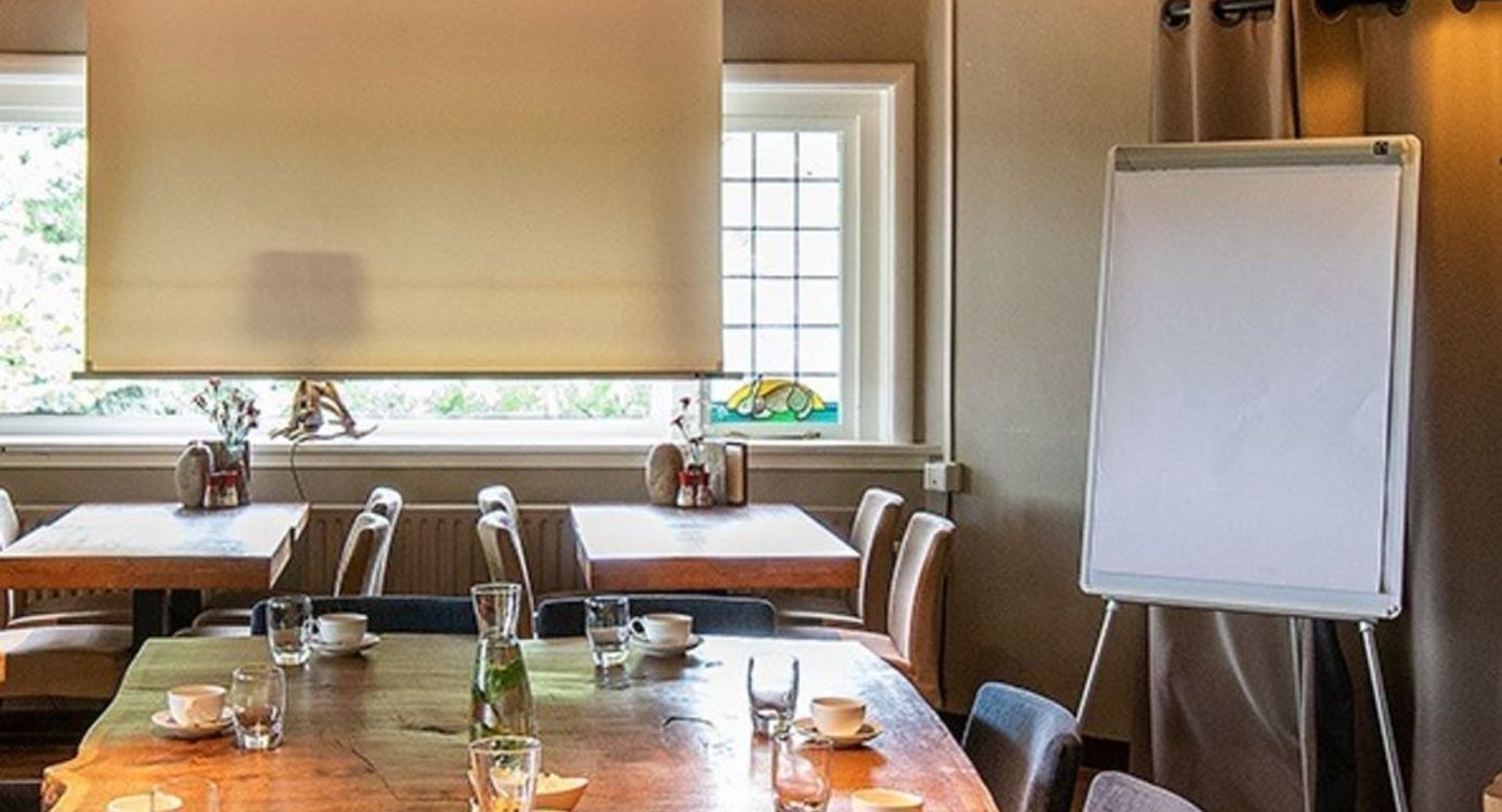 Vergaderen bij Chalet Helenaheuvel