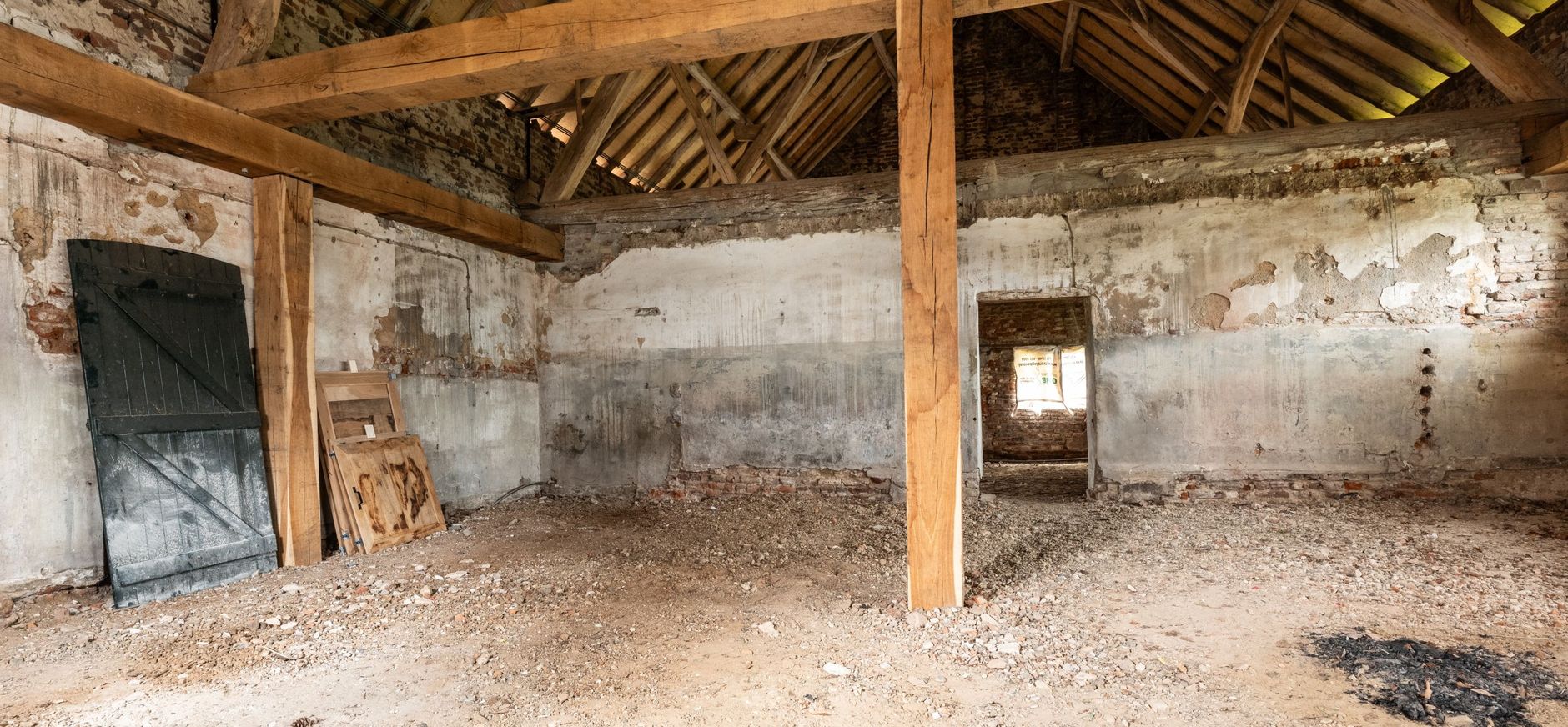 lege schuur Hompesche Molen