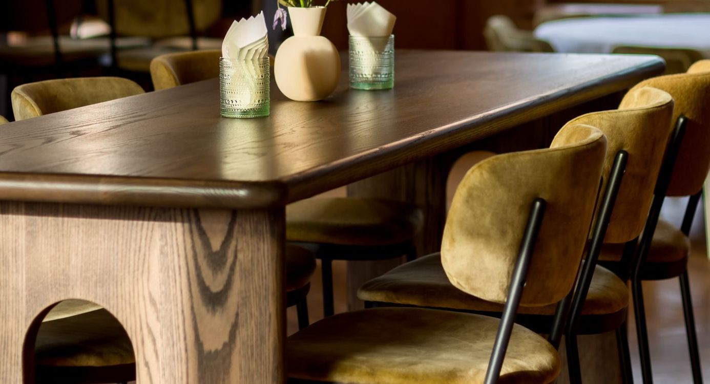 Tafel in het Jachslot Mookerheide