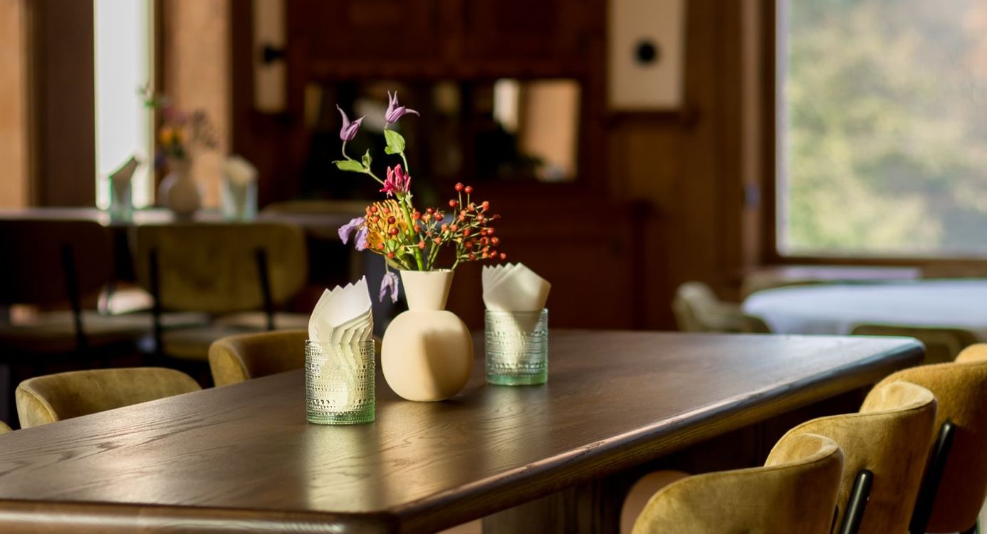 Tafel in het Jachslot Mookerheide