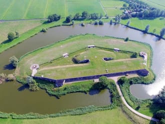 Luchtfoto Fort Waver-Amstel
